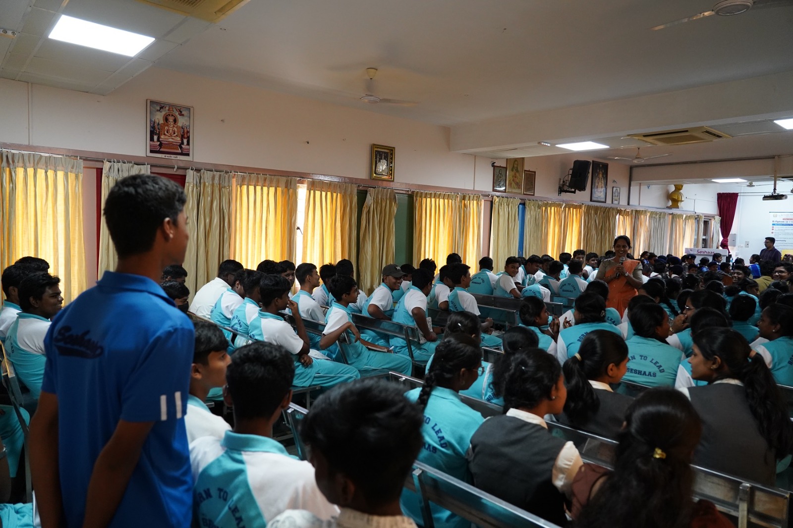 Seshaas School