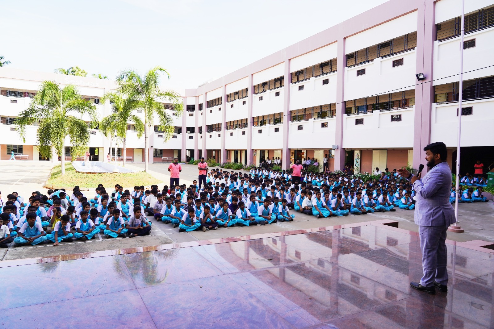 Seshaas School