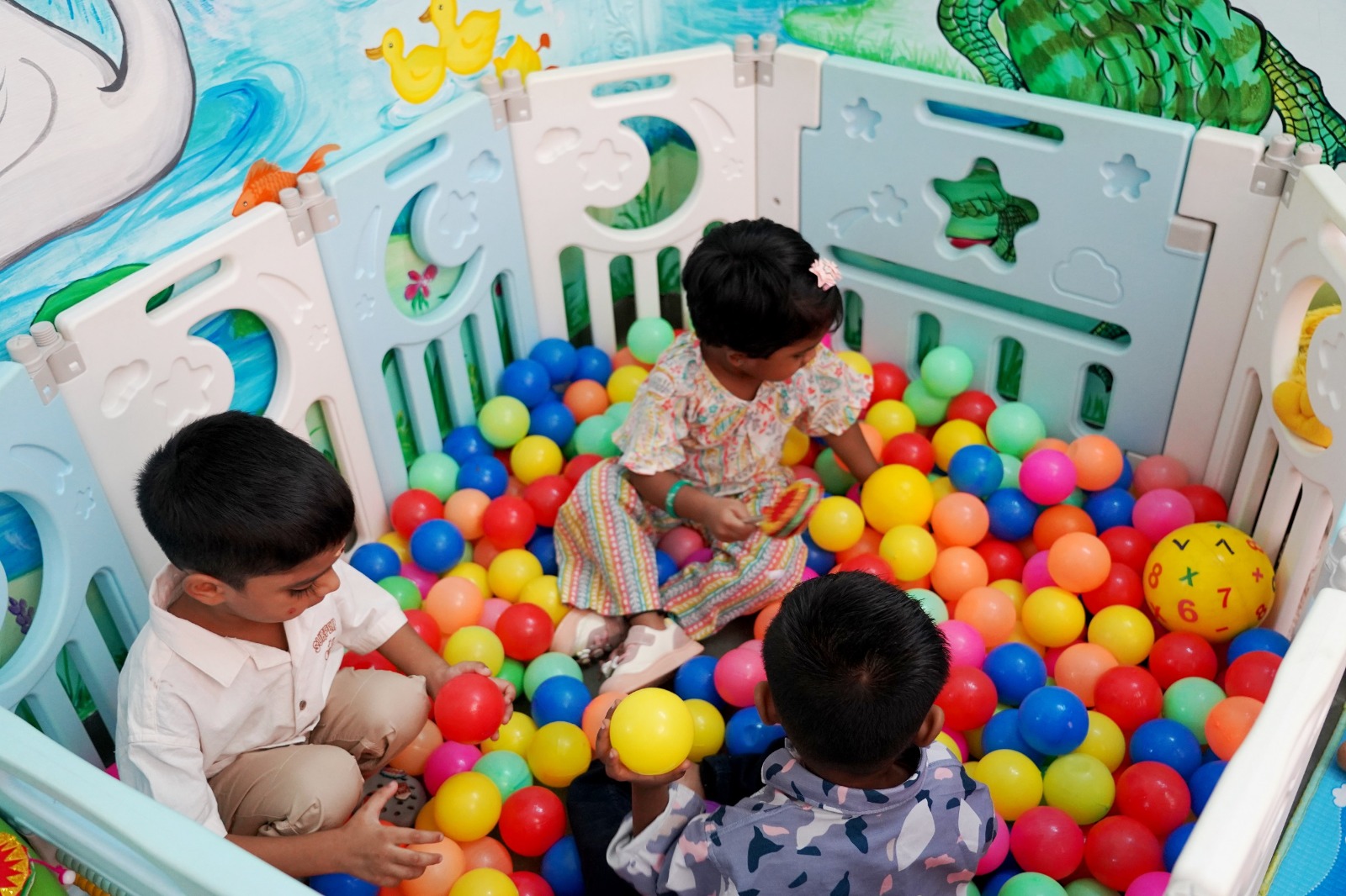 Seshaas School