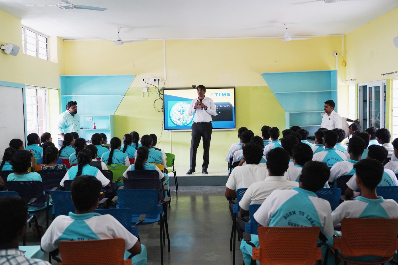 Seshaas School